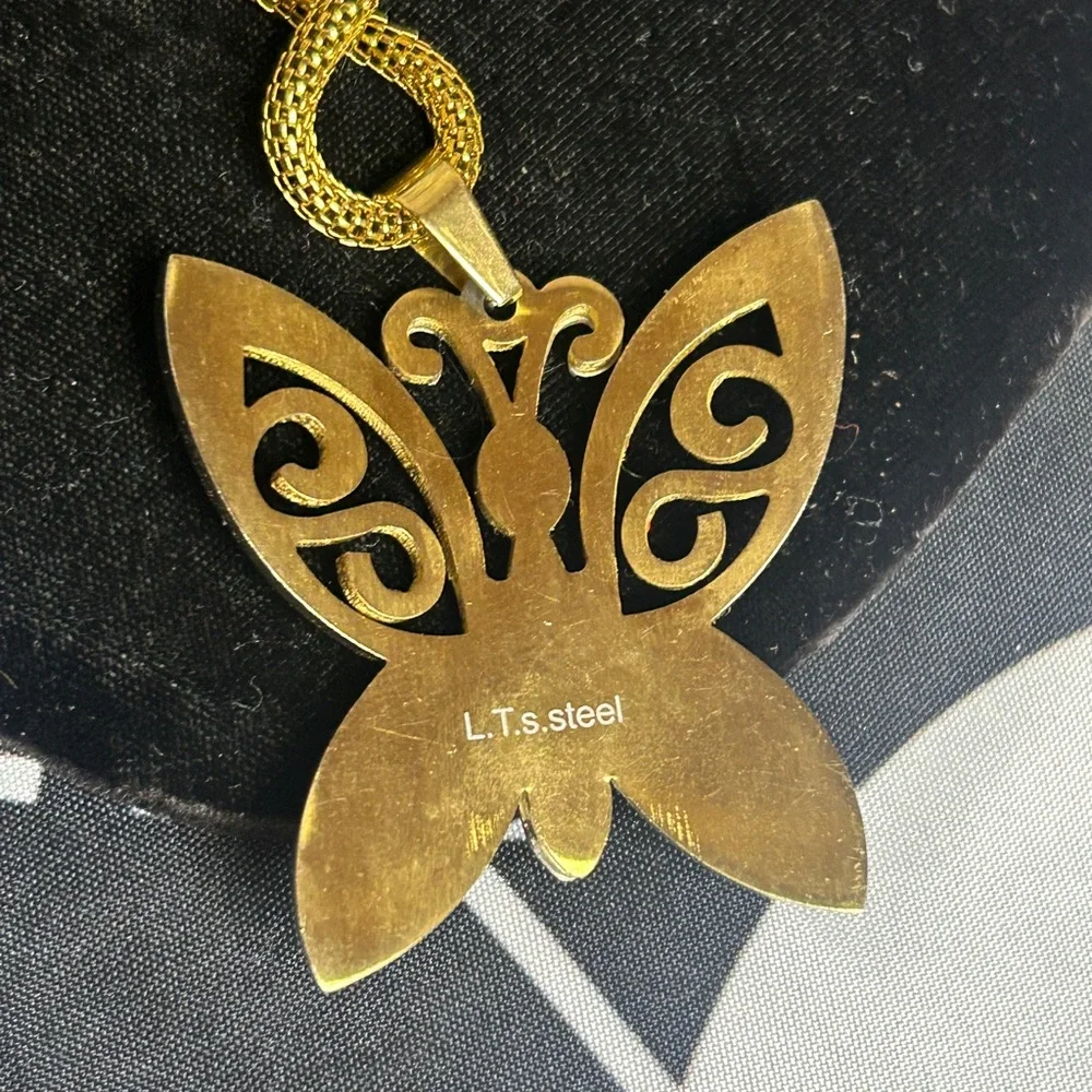 L.T.S.Steel Gold Tone Butterfly Pendant Necklace Y2K Aesthetic Statement Jewelry